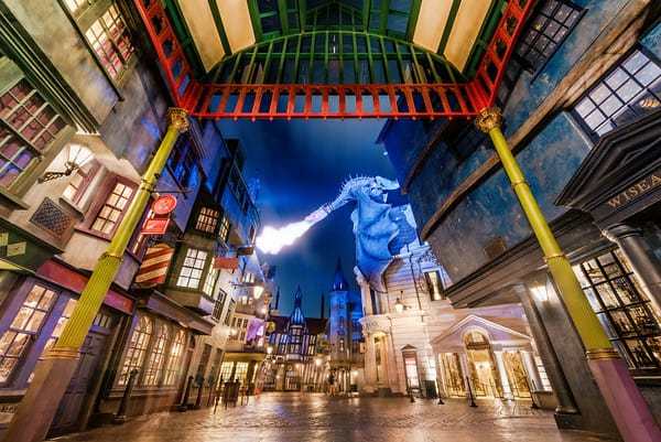 diagon-alley-dragon-fire-framed-M